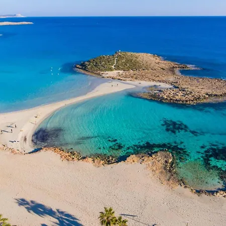 Nikol Villa Paralimni